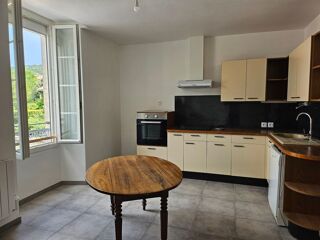  Appartement à louer 3 pièces 66 m²