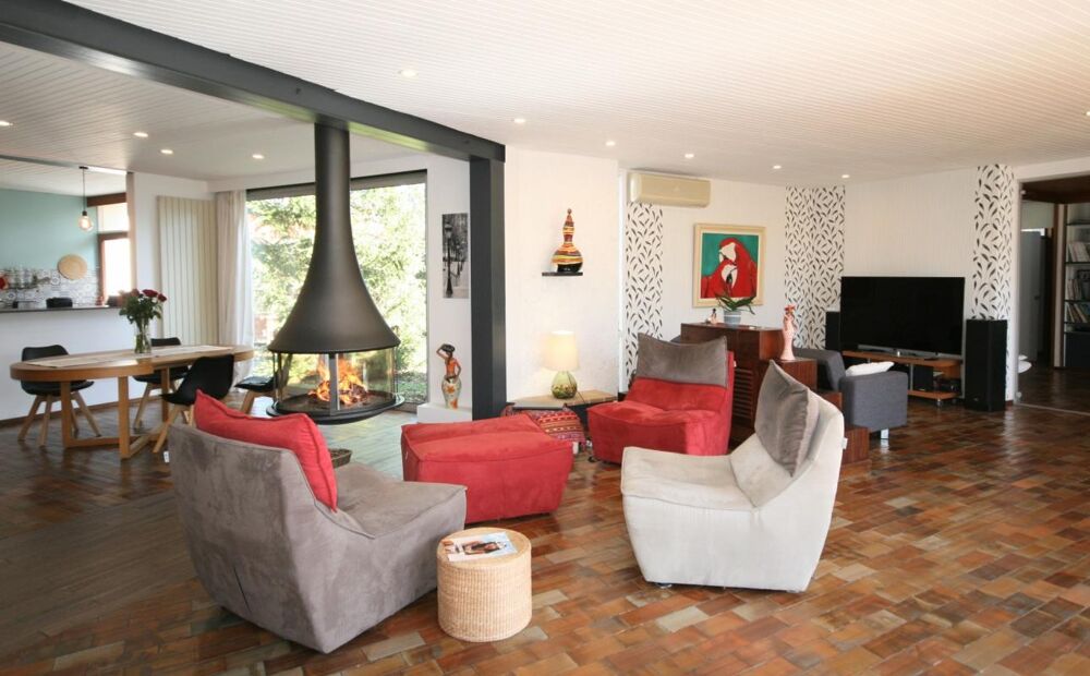Maison 8 pièces 236 m² · à Cestas · 236 m² · 699 000 €