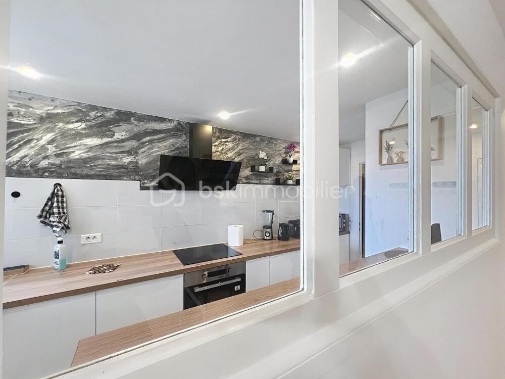 RARE EVRY-APPARTEMENT 5 PIECES 93 m2 REFAIT A NEUF