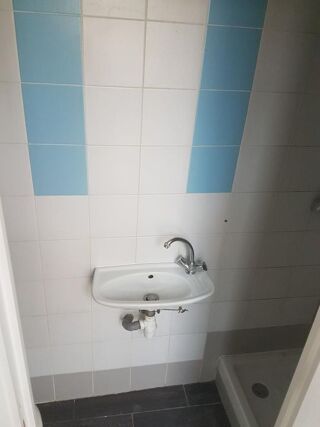  Appartement à louer 2 pièces 28 m²