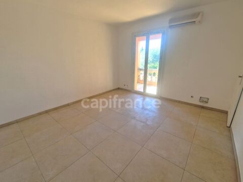   A louer, Bureaux de 200 m² avec Terrain de 1 800 m²,  Plaine du Var, Nice 06200, Alpes-Maritimes 