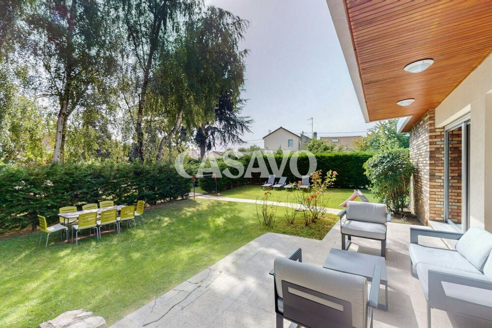 Vente Maison 7 pièces de 175m² - 95350 Saint-Brice-sous-Forêt