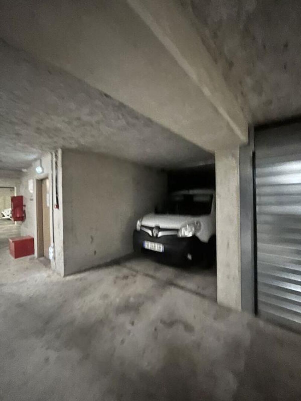 Location Parking/Garage Parking / box Marseille Marseille 10