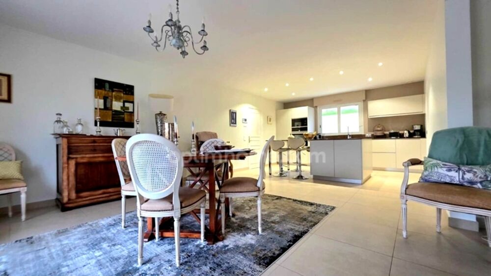 � vendre  Maison Saint-Av� (56890)