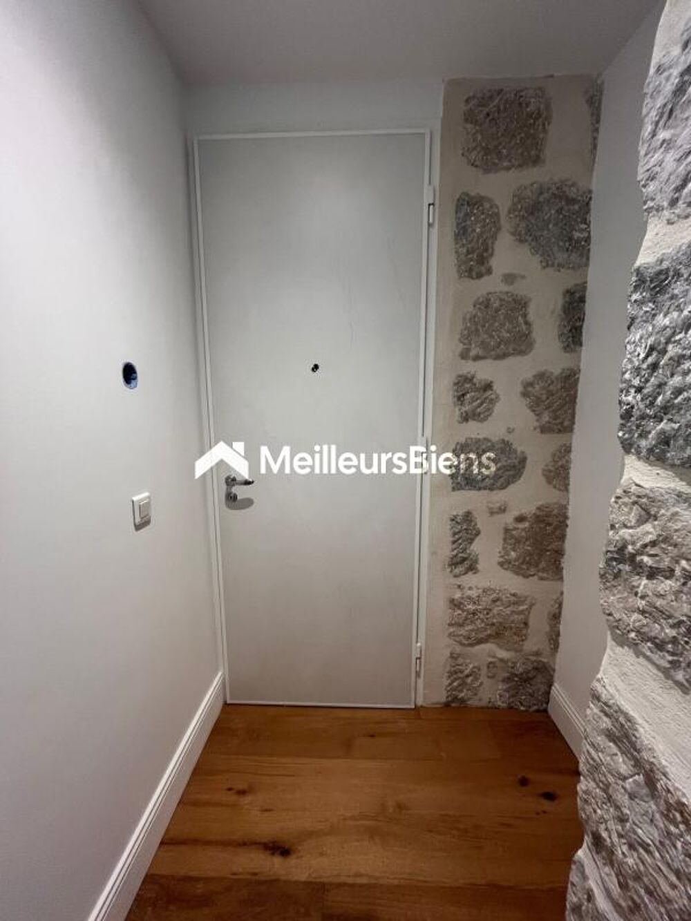 Vente Appartement NICE EST – 2 CHAMBRES +SALON+ BUREAU – BIEN ATYPIQUE À FORT POTENTIEL Nice