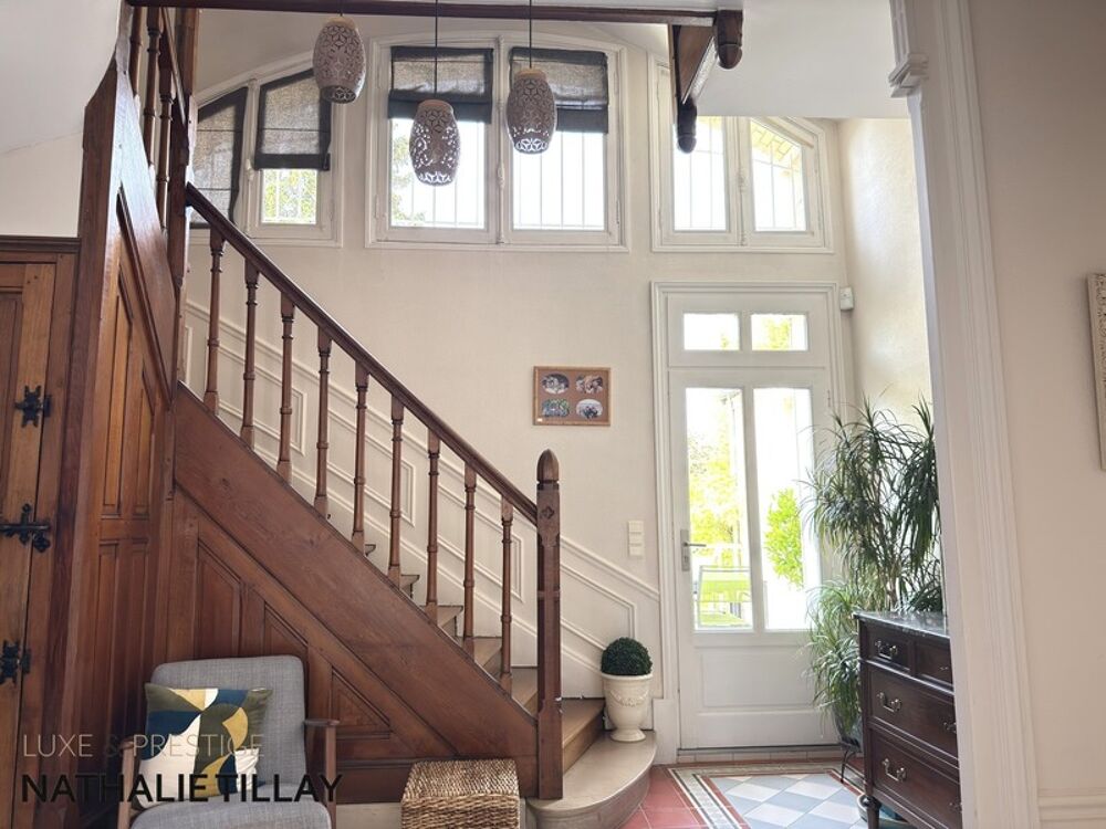 Orlean Dunois , maison à vendre avec porche, garage et jardin
