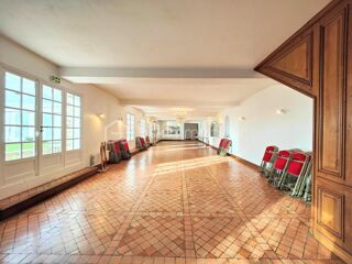  Propriété/château à vendre 15 + pièces 366 m²