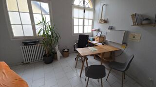   DREUX 28 - LOCAUX, PMR, 2 PARKING PRIVES Dreux