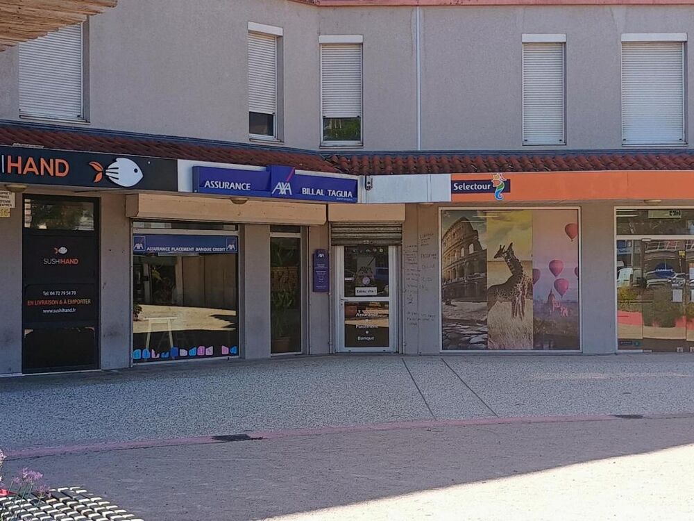   CORBAS - Local commercial/Bureau 83m² 