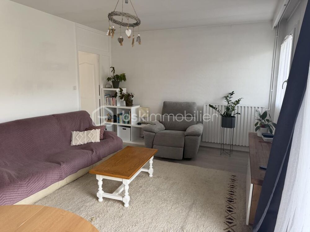 À VENDRE  Périgueux  Résidence au calme le long de la Voie Verte Appartement T4 de 78 m²  Terrasse + Garage  Proximité centr
