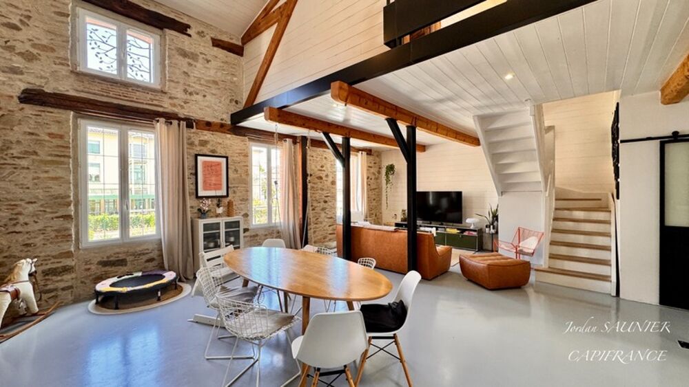 Maison de VILLE / LOFT 145m2 à vendre 4 pièces REVEL (31)