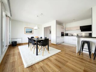  Duplex/triplex à vendre 3 pièces 80 m²