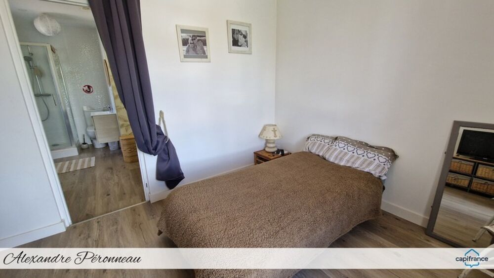Vente Maison CHATELAILLON à vendre Maison 235 m² Gîte Chambres d'hôtes 12 piéces  - Terrain de 1 200 m² - Vendu loué - Chatelaillon plage