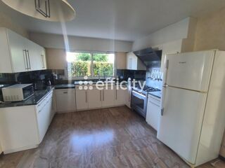  Maison à vendre 9 pièces 214 m²