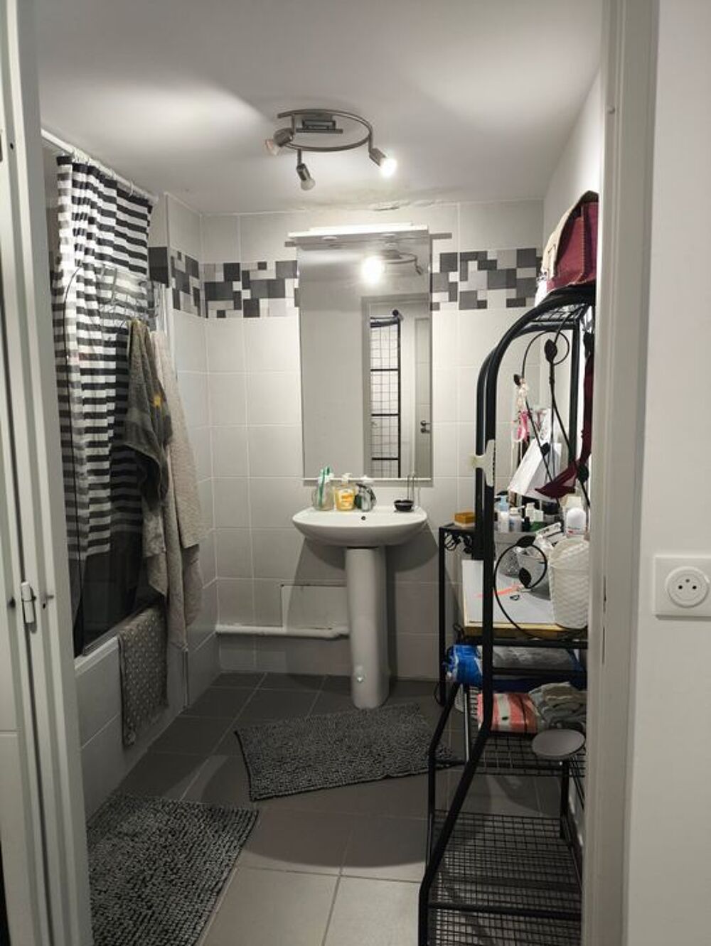 Location Appartement Chambre de 12m2 à louer sur Saint-Chamas Saint chamas