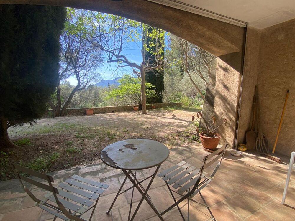 à vendre  Maison Le Revest-les-Eaux (83200)