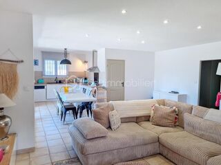  Villa à vendre 9 pièces 232 m²
