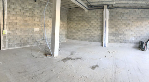 Local commercial à louer SIX FOURS LES PLAGES (83) 2750 83140 Six fours les plages