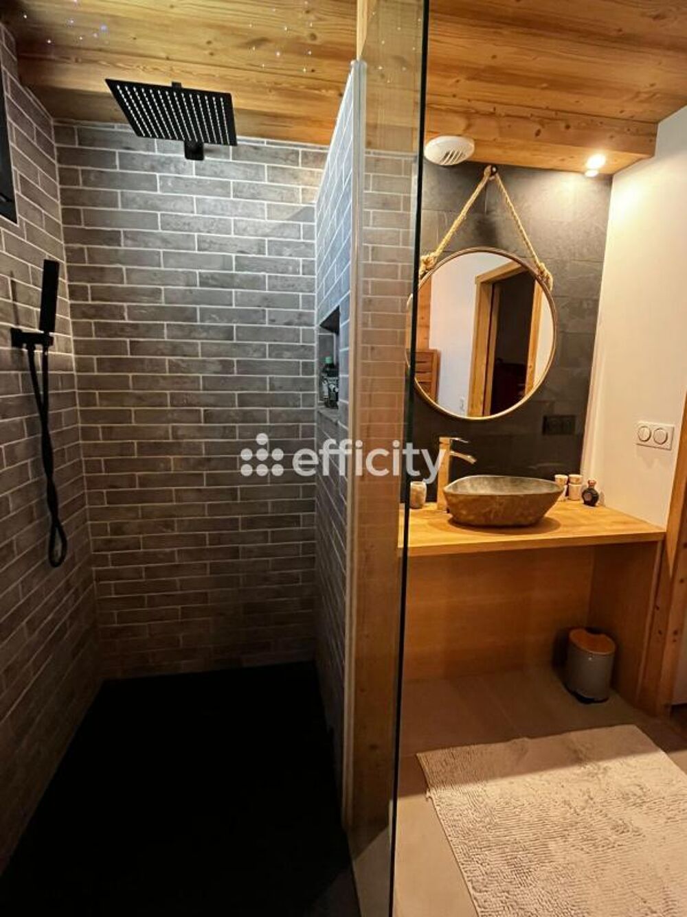 � vendre  Villa Collonges (01550)