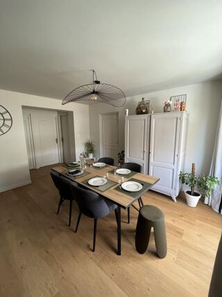  Appartement à louer 4 pièces 66 m²