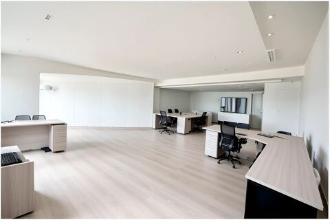   Local/bureau à vendre LA COUARDE SUR MER (17), local commercial premium 