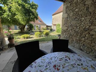  Maison à vendre 10 pièces 215 m²