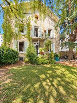  Maison à vendre 8 pièces 220 m²