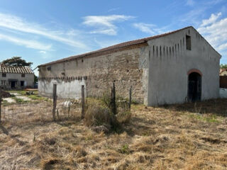  Remise / Grange � vendre 1 pi�ce 200 m� Saint ignat