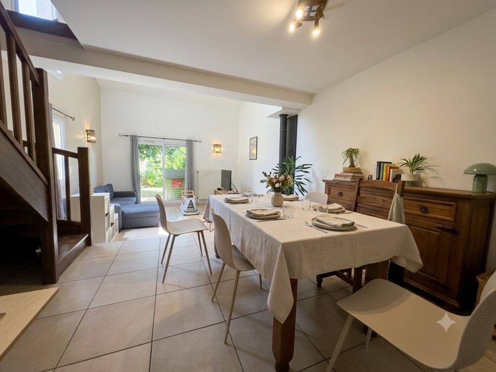 Vente Maison TREVOUX (01) à vendre Maison de 92m2, 5 pièces, 3 chambres, 1 bureau, 1 garage Trevoux
