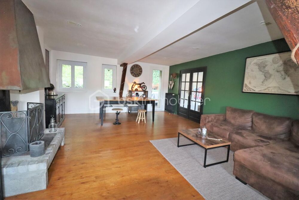 APPARTEMENT EN DUPLEX ( 3 pièces 91m²) AVEC JARDIN ET PLACE DE PARKING PRIVATIVE