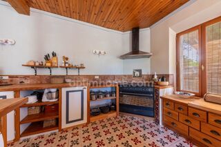  Maison à vendre 15 + pièces 338 m²