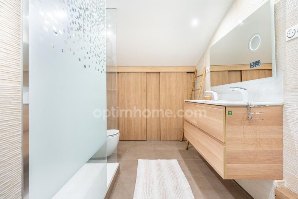 NEUVILLE SUR SAONE (69) -DUPLEX 123 m², 4 chambres, Dernier étage avec asc, Vue dégagée, DPE C