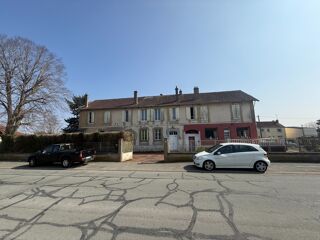  Immeuble à vendre 15 + pièces 416 m²