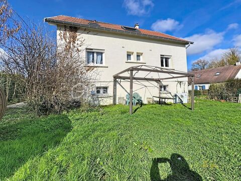   Jolie Maison familiale situ�e au calme et sans vis � vis Maison - 7 pi�ce(s) - 140 m�