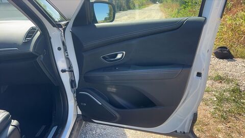 Sc&eacute;nic 1.7 Blue dCi 120 Bose 2019 occasion 44830 Brains