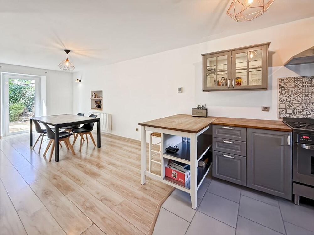 Maison à vendre avec jardin centre ville Plan d'Orgon