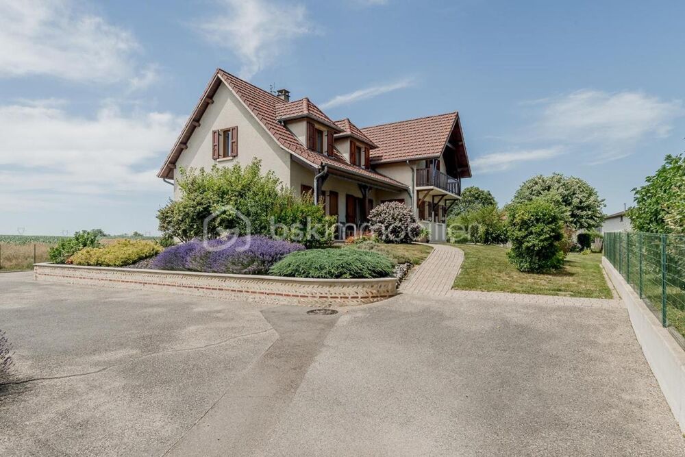 Vente Maison MAISON AU CALME AVEC 4 CHAMBRES ET UN BUREAU SUR SOUS SOL COMPLET Bressolles
