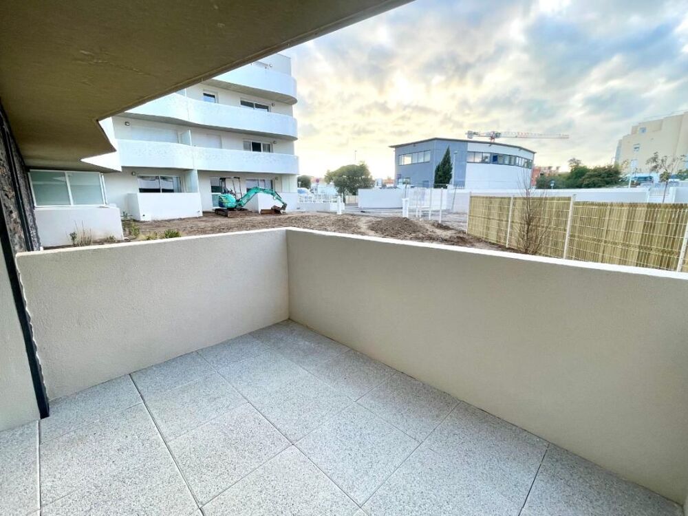 T3 avec balcon et parking à AGDE