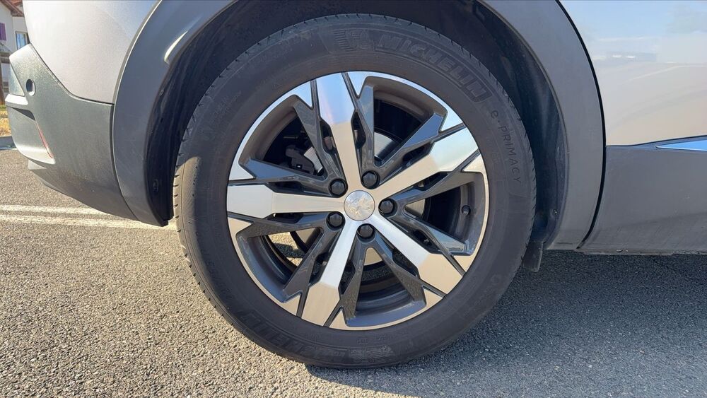 3008 1.5 BlueHDi 130 EAT8 Crossway 2018 occasion 42110 Poncins