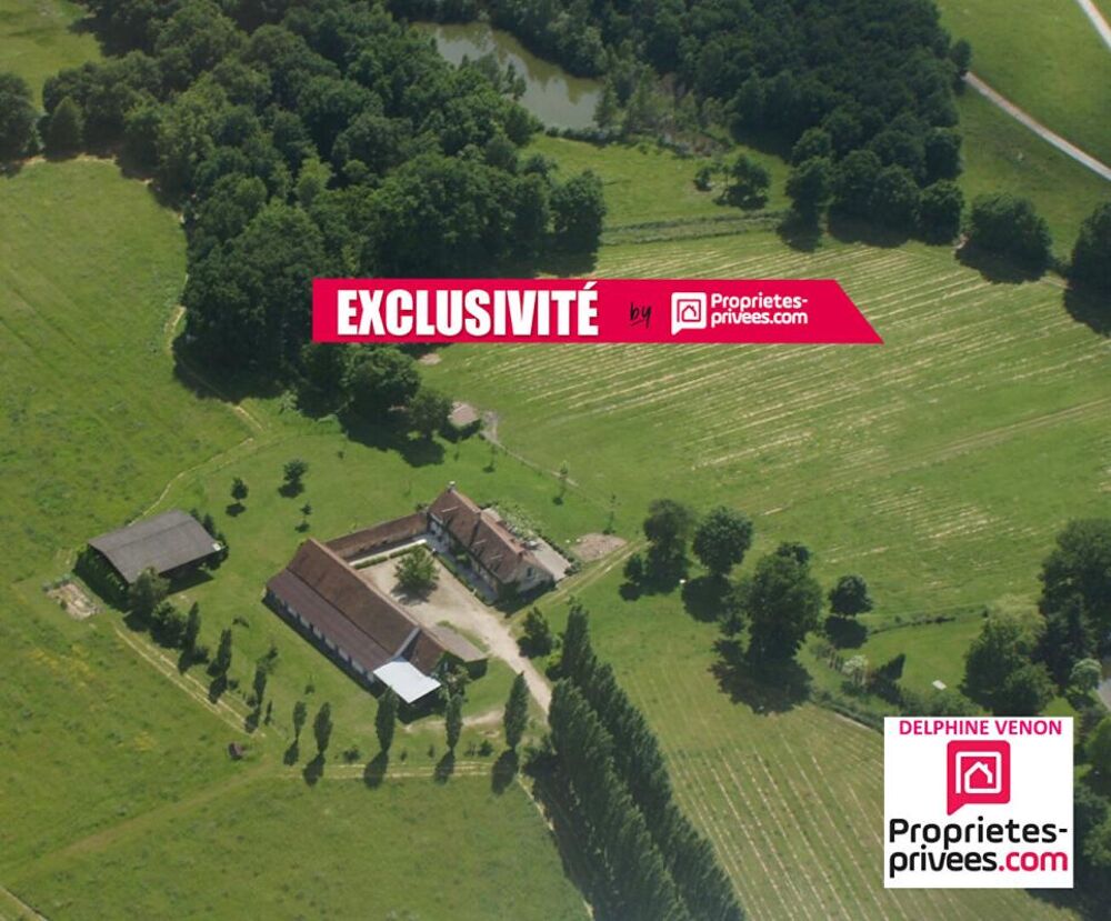 Exclusivité - Propriété avec beaucoup de cachet proche de Tigy ; Longère, Ecuries, piste d'entrainement, prés, bois et plan d'ea