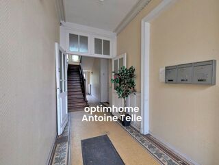  Immeuble  vendre 15 + pices 357 m