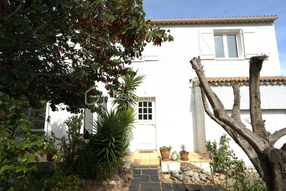 VALRAS PLAGE - MAISON T6 - 139 m2 - 3 FACES - GARAGE - PARCELLE 330 m2