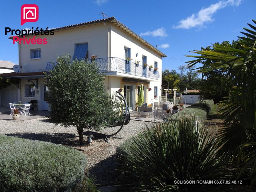 GRANDE MAISON FAMILIALE 215 M² - 5 CHAMBRES - TERRAIN 1 156 M² - MEURSAC