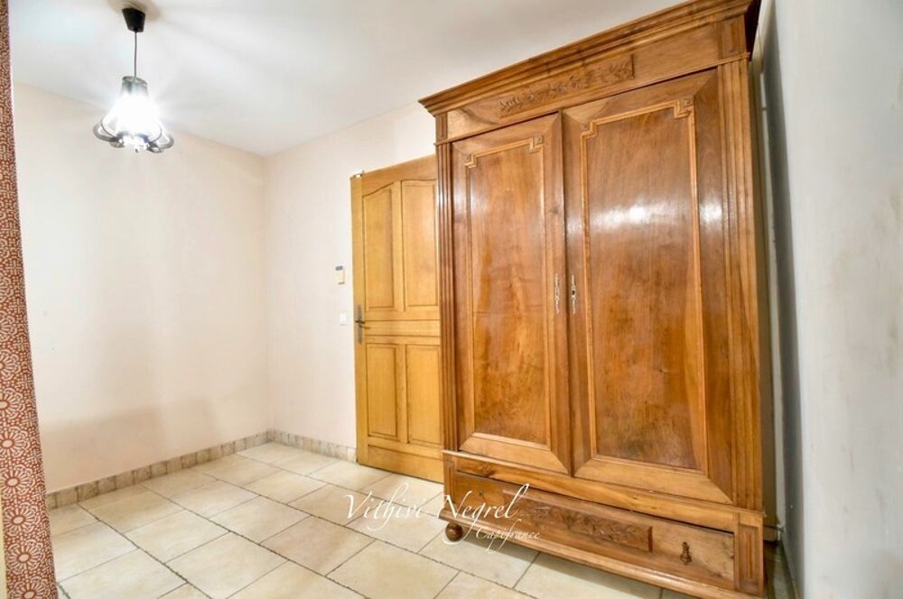 à vendre  Propriété/château Mouriès (13890)
