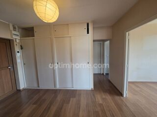  Appartement  vendre 4 pices 74 m