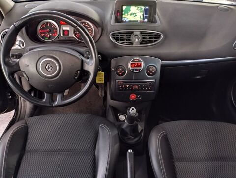 Clio III 1.5 DCI 90 EXCEPTION TOMTOM 5P 2011 occasion 06640 Saint-Jeannet