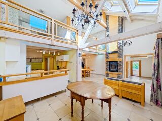 Maison 9 pièces 312 m² · à Champanges · 312 m² · 795 000 €