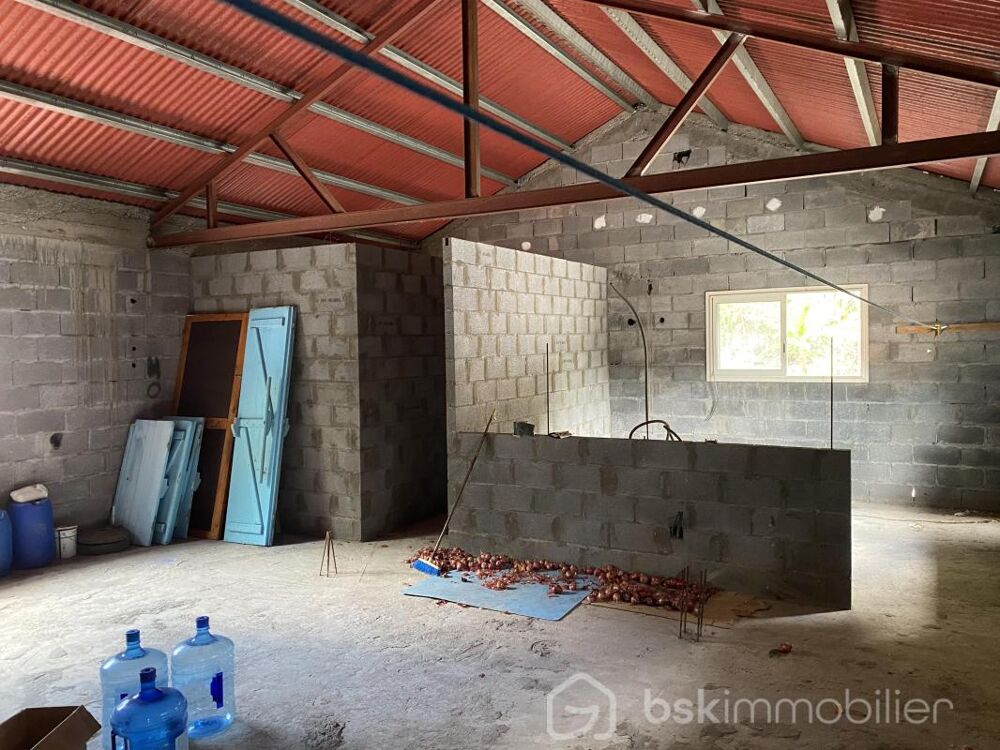 Appartement de 79m2 à létage à La Riviere Saint Louis