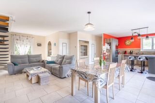  Maison � vendre 11 pi�ces 320 m�