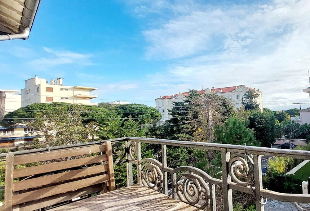 Location Appartement CANNES Alexandre III, appartement 3 P meublé à l'année Cannes